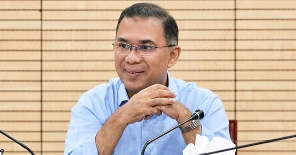 মশকনিধন শেখা বা দেখার জন্য যুক্তরাষ্ট্রের ফ্লোরিডায় যাওয়ার দরকার নেই। দেশেই সন্ধ্যার পর যে কোনো ডোবার পাশে ২-৩ ঘণ্টা অবস্থান করলেই মশকনিধনের অনেক উদ্ভাবনী পদ্ধতি বের হবে। প্রধানমন্ত্রী তারেক রহমানের এই বক্তব্যকে কি আপনি সমর্থন করেন?